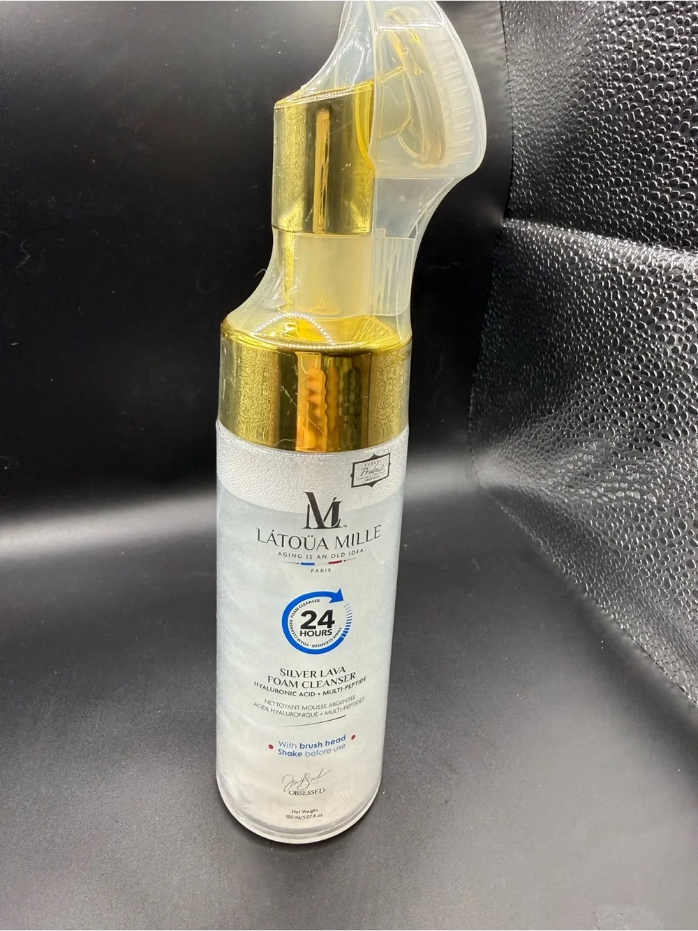 Silver Lava Foam Cleanser Hyaluronic Acid + Multi-Peptide (With Brush Head)
